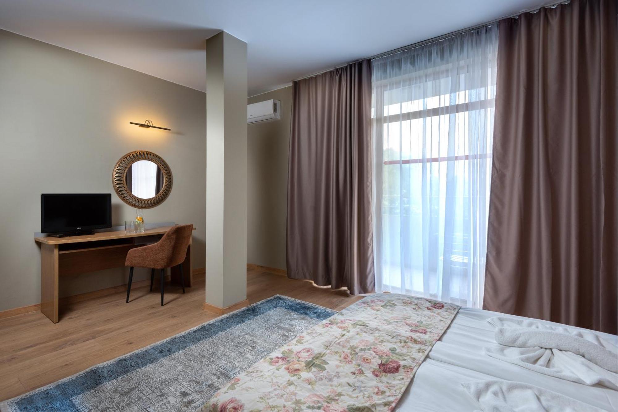Hotel Avenue Солнечный берег Экстерьер фото