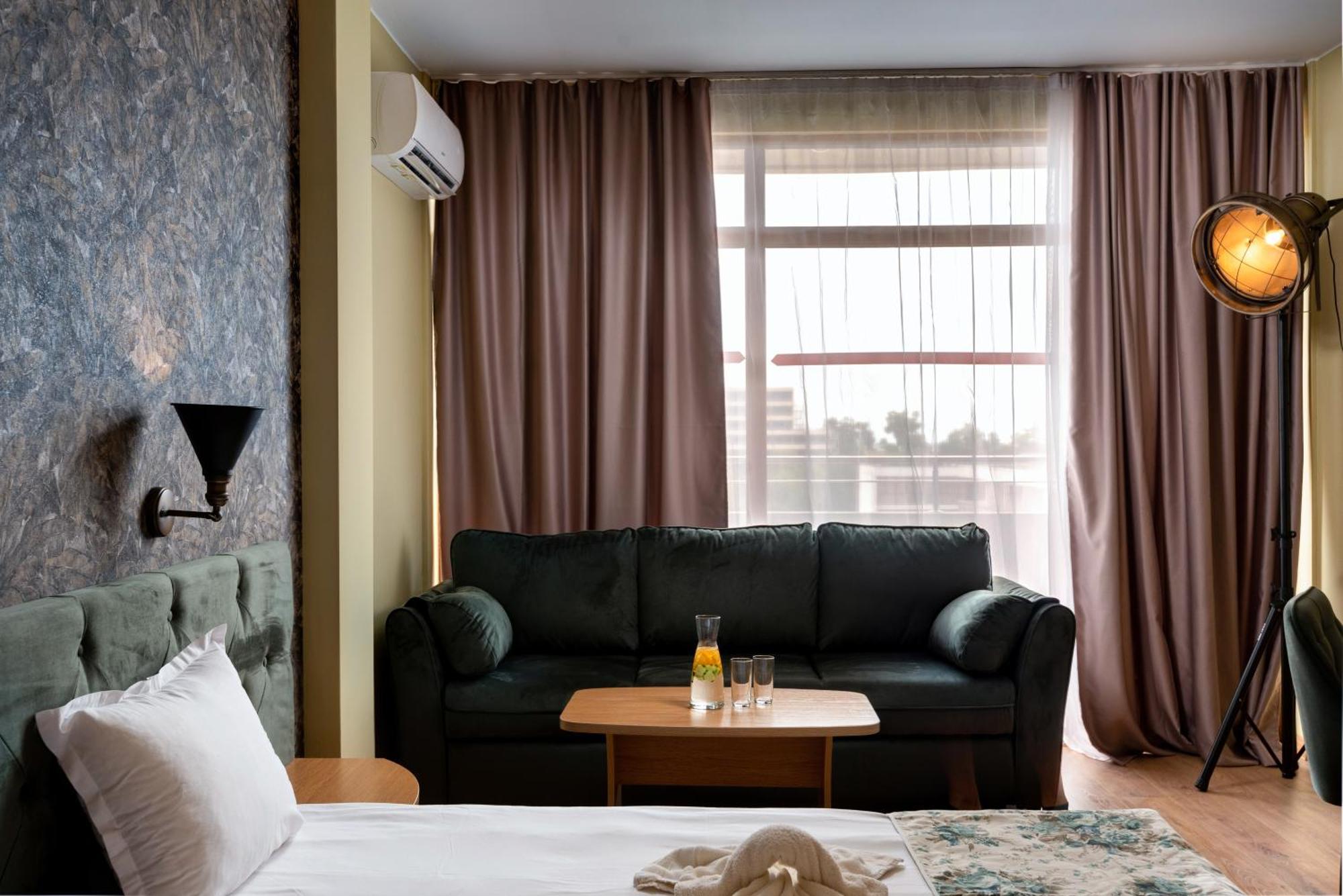 Hotel Avenue Солнечный берег Экстерьер фото