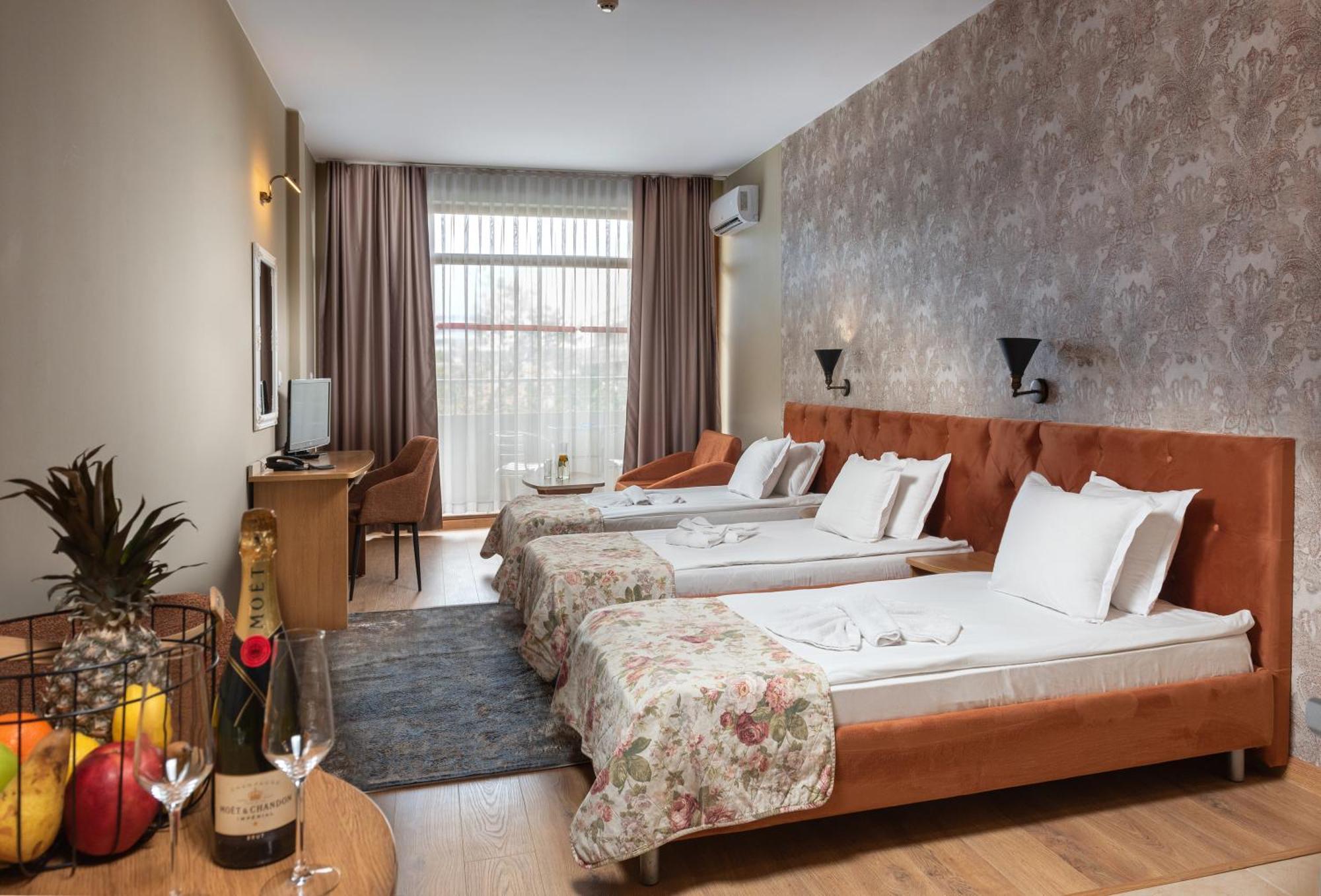 Hotel Avenue Солнечный берег Экстерьер фото